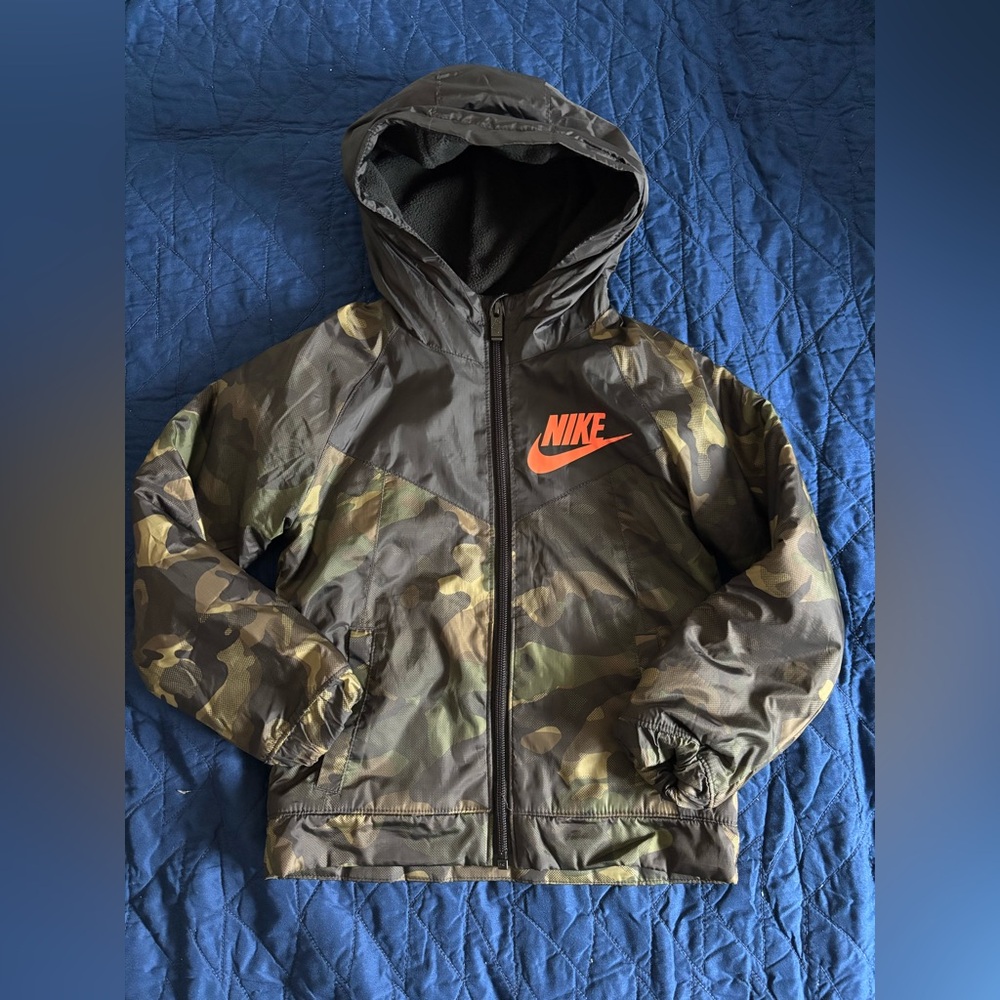 Nike Charcoal Fleece Outerwear